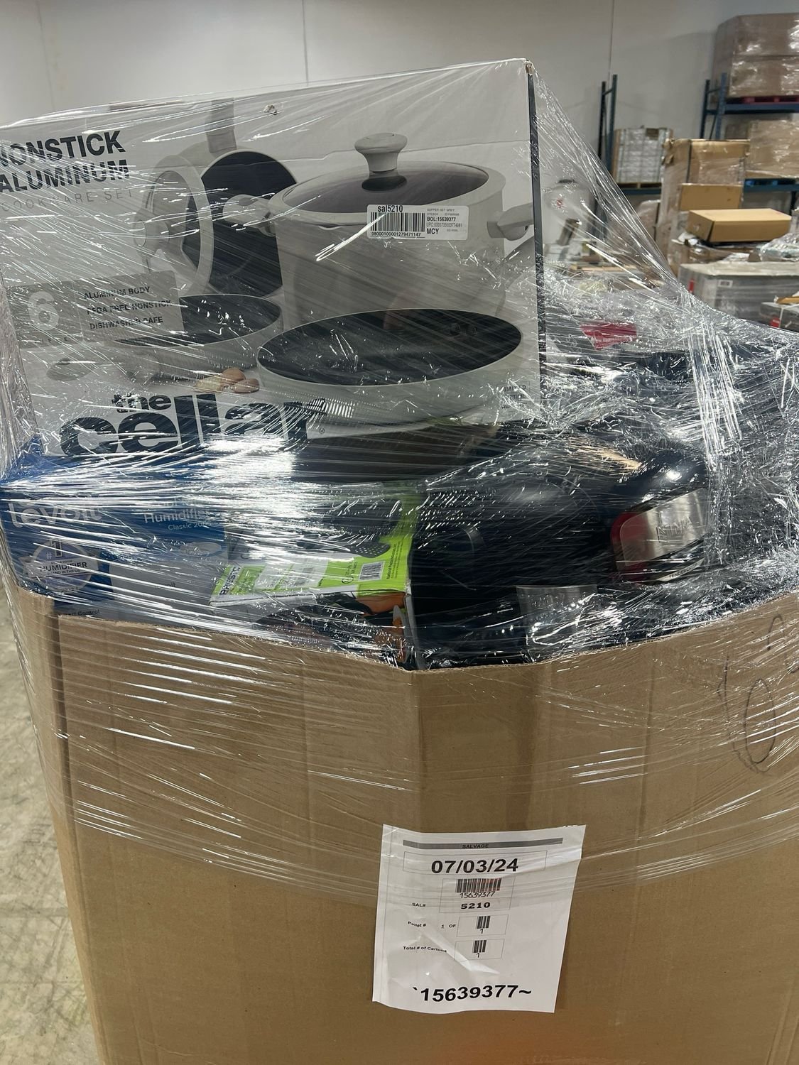 Macys-Houseware-Pallet-MCYHW-16 Macys Houseware Pallet MCYHW-16 - Image 1