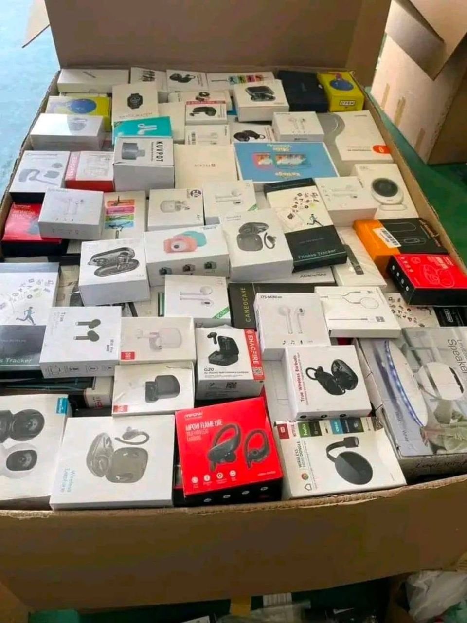 electronic1 brand new and over stock items - Image 1