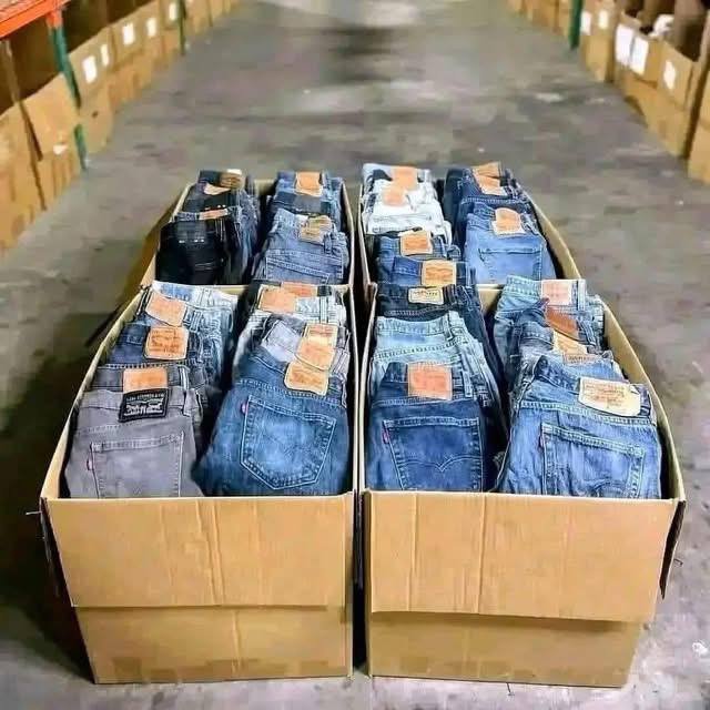 frdrdjfyfyfyyu-4 Wholesale Levis Jeans Pallets - Image 1