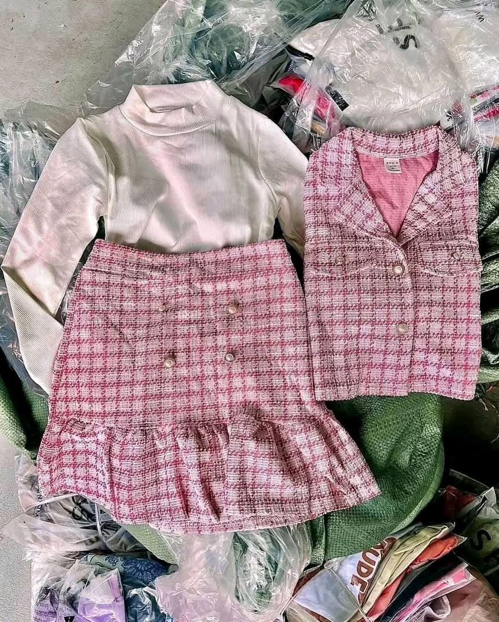 kids Kids Pallets - Image 1