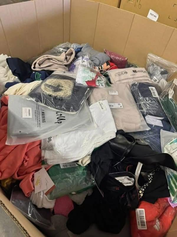 Clothing Pallets Wholesale